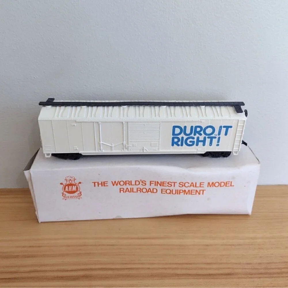 Vintage AHM HO Scale Duro It Right Box Reefer Train Car W/ Box
